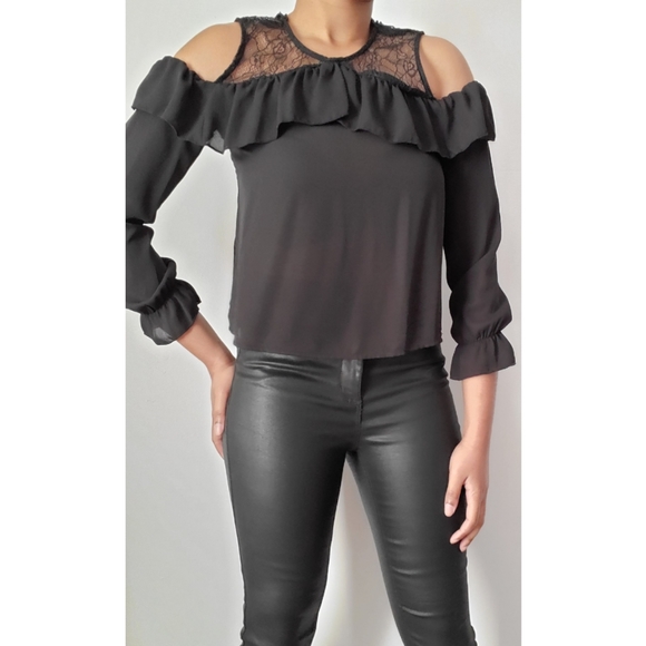 Blouse, Black with cut out shoulders, Size S - Picture 1 of 5